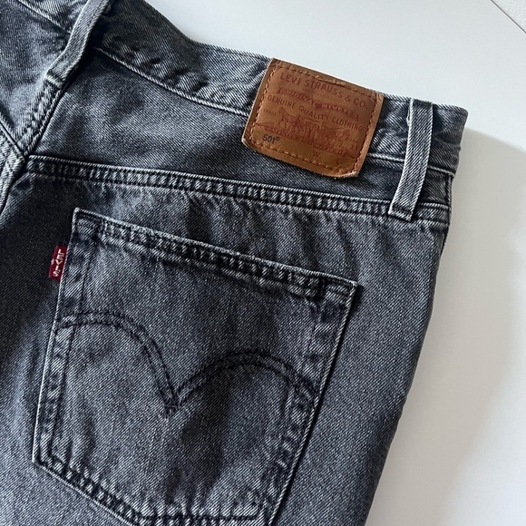 501® High Rise Shorts - Picture 7 of 8